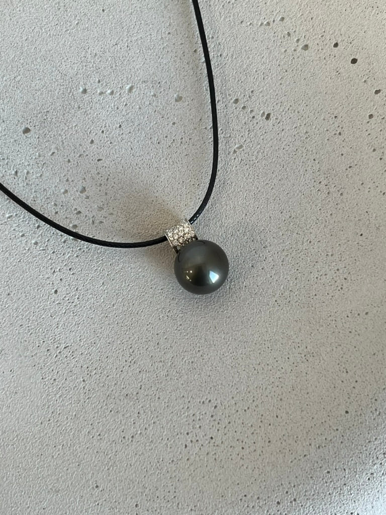 Tahitian Pearl and Diamond Pendant