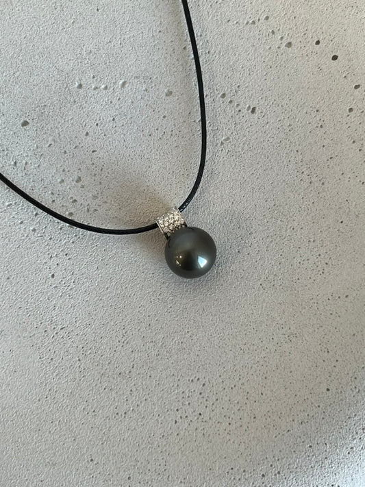 Tahitian Pearl and Diamond Pendant
