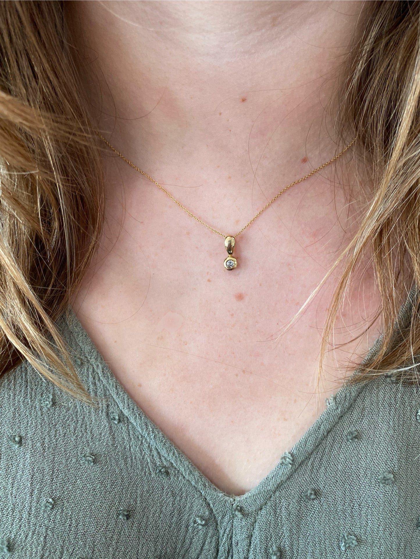 Yellow Gold Pendant with Diamond