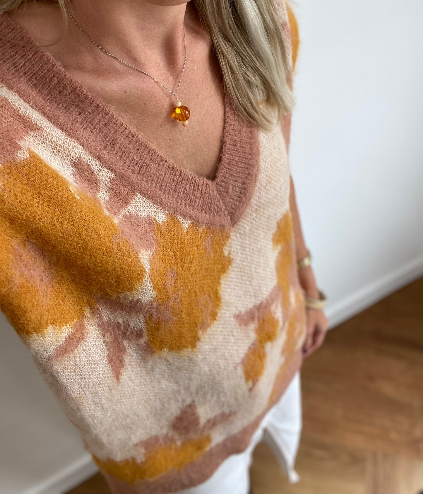 Amber Pendant