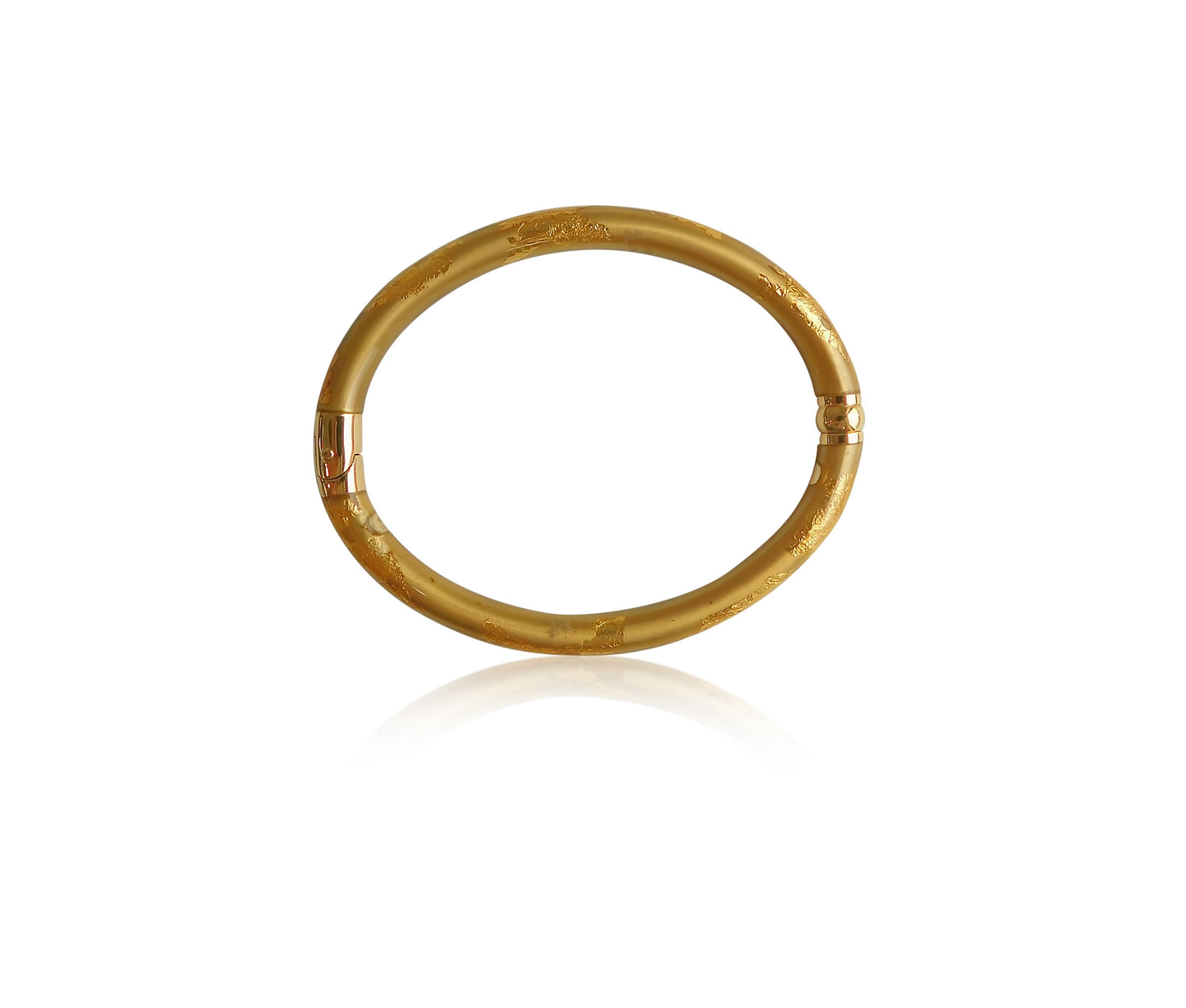 18kt Gold Bangle