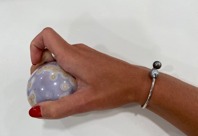 Silver bracelet with tahitan pearls