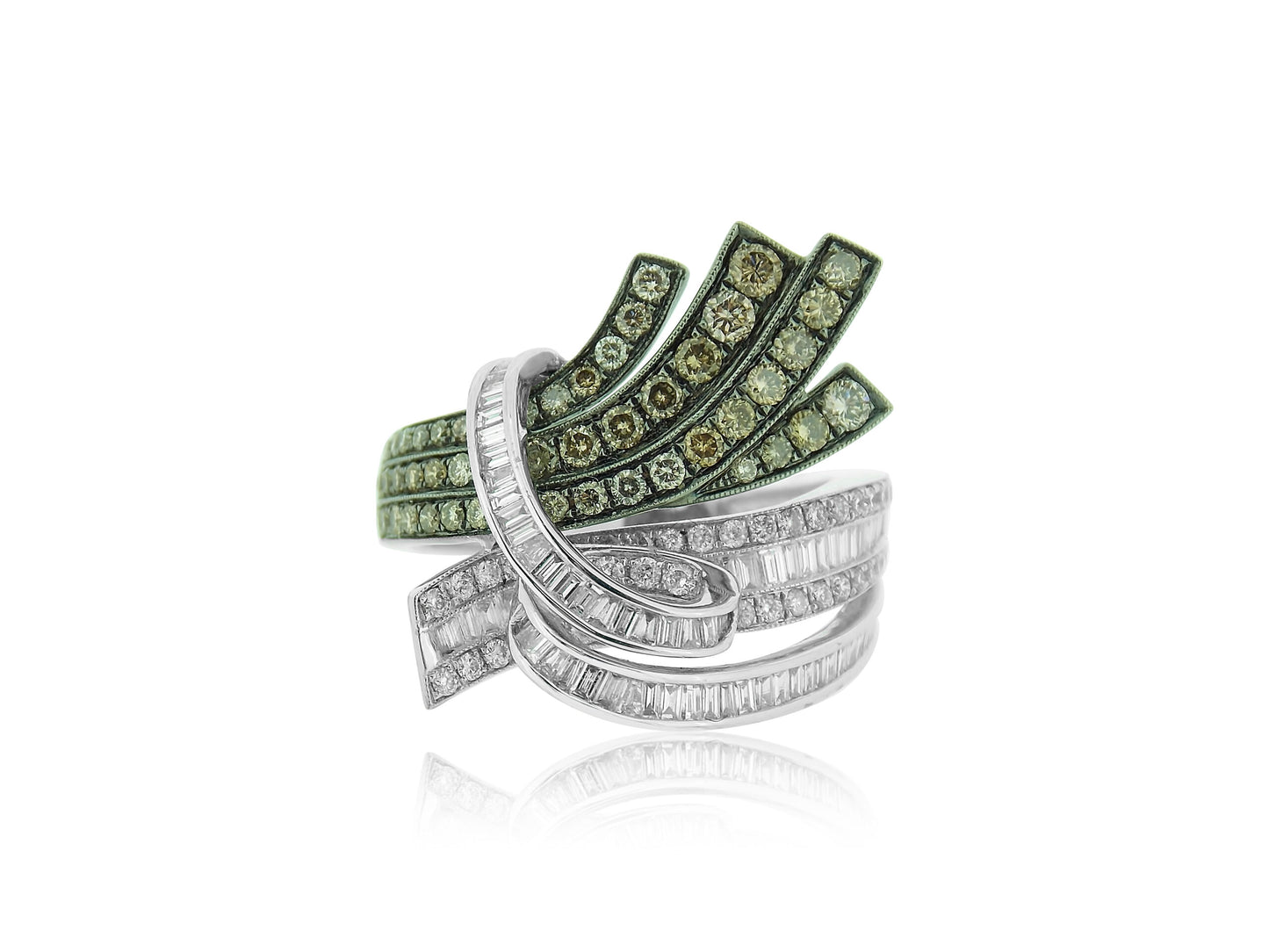 Ribbon Champagne Diamond Ring