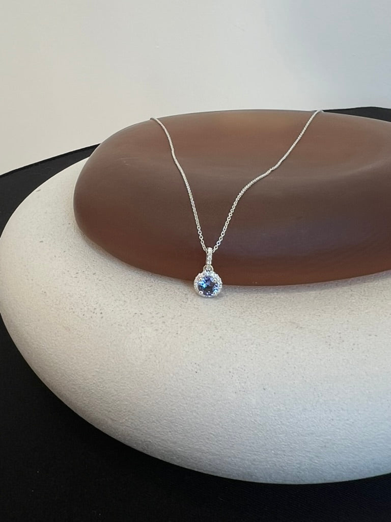 Tanzanite and Diamond Pendant