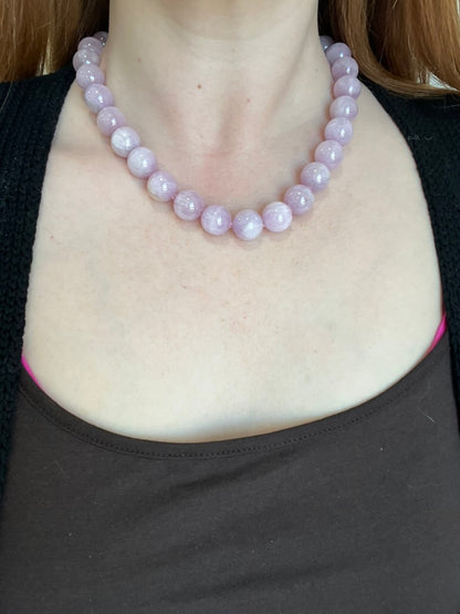 14 mm Kunzite on Silk