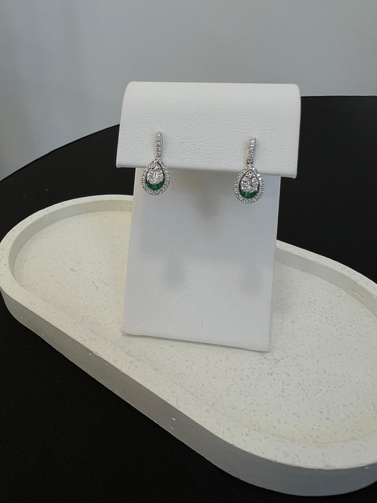 Diamond and Emerald Mosaic Drops