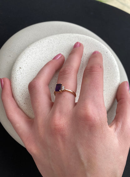 Amethyst Diamond Ring