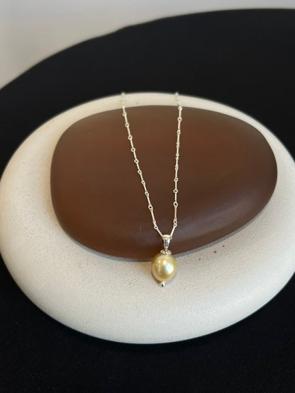 Pearl and Sterling Silver Bar Necklace