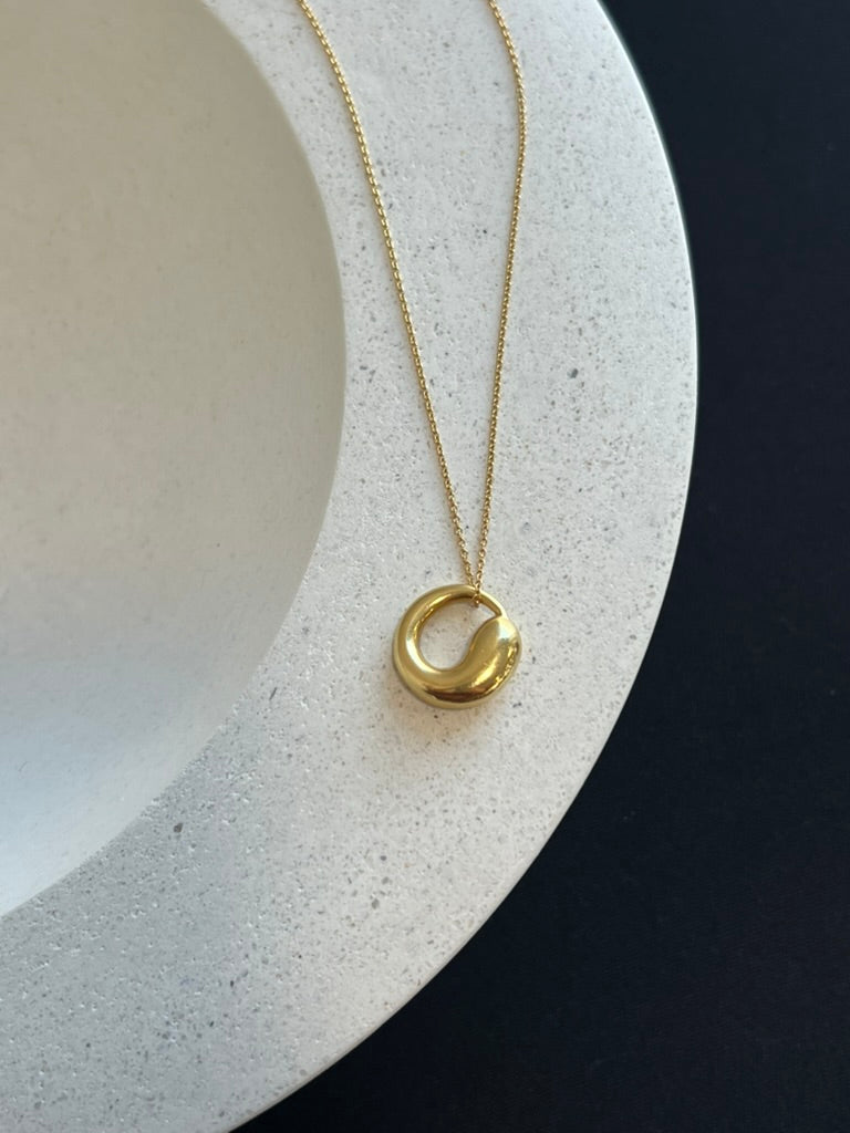 Elsa Peretti Eternal Circle Pendant