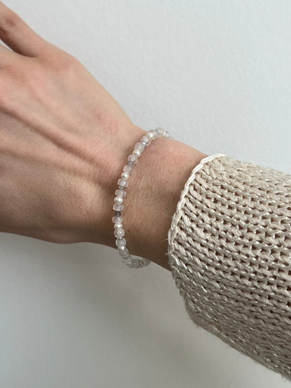 Pearl, Labradorite and Moonstone Bracelet