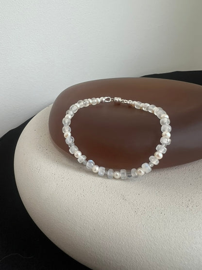 Pearl, Labradorite and Moonstone Bracelet
