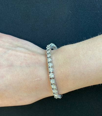 Natural Diamond Illusion Line Bracelet