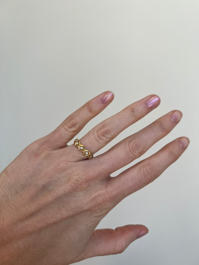 Squared Diamond Band