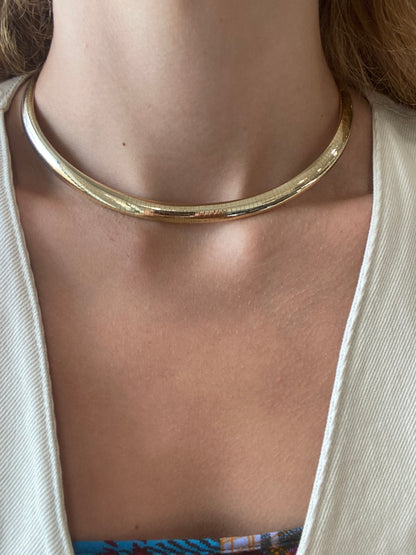 Estate 8mm Gold Omega Collar