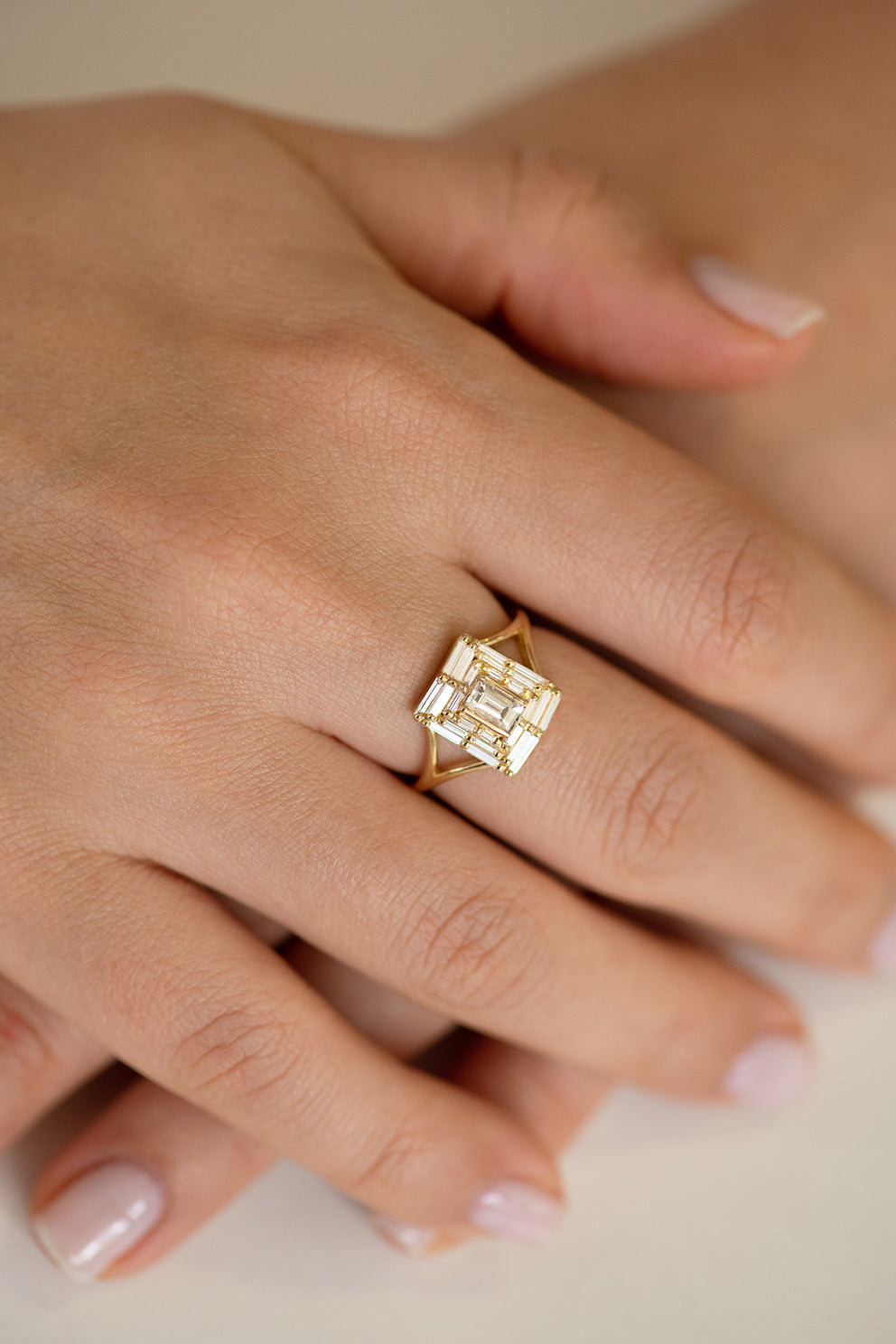 Needle Baguette Temple Ring