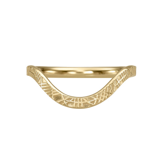 Curved Geometric Patterned Ring