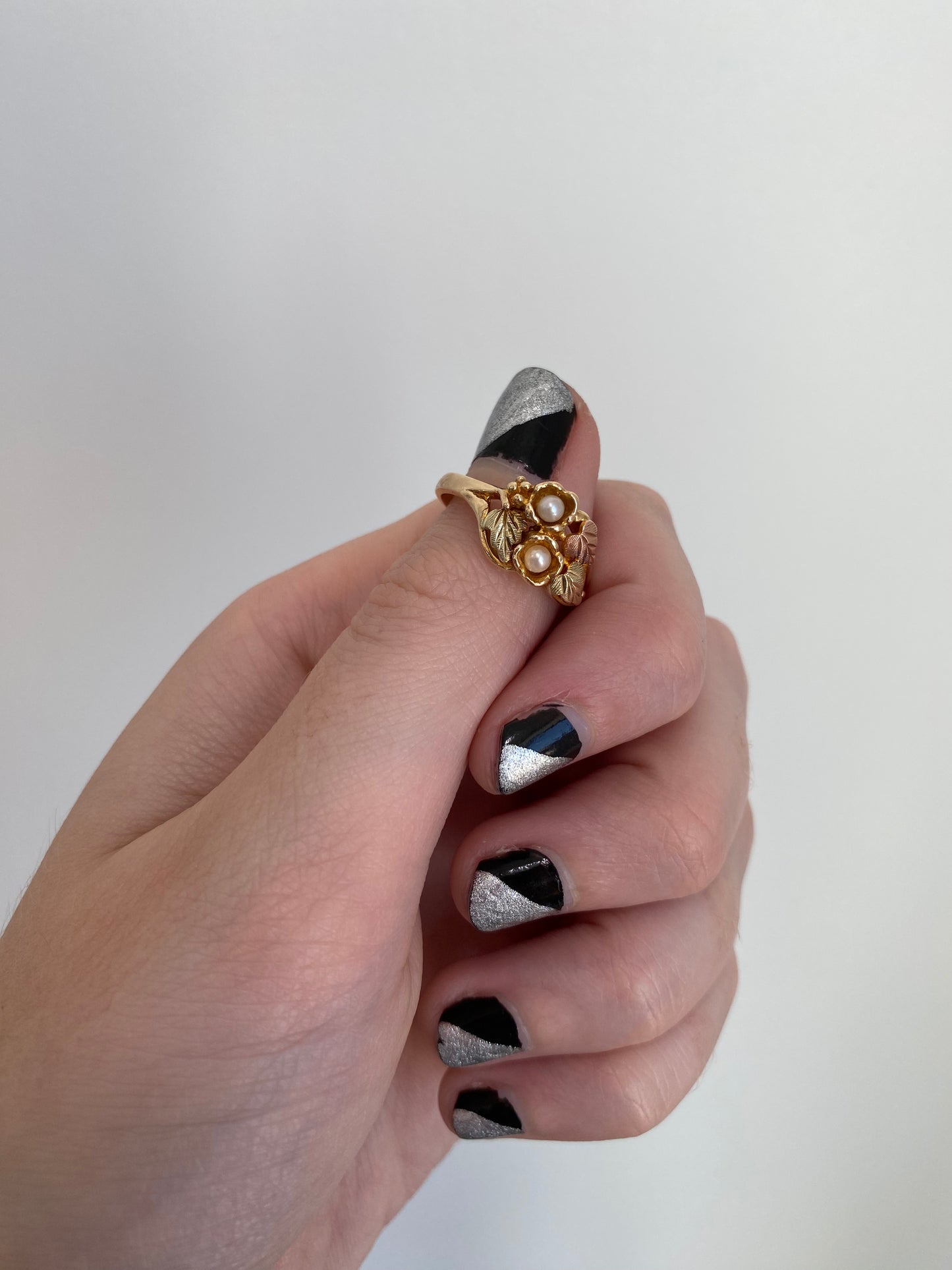 Black Hills Double Pearl Ring