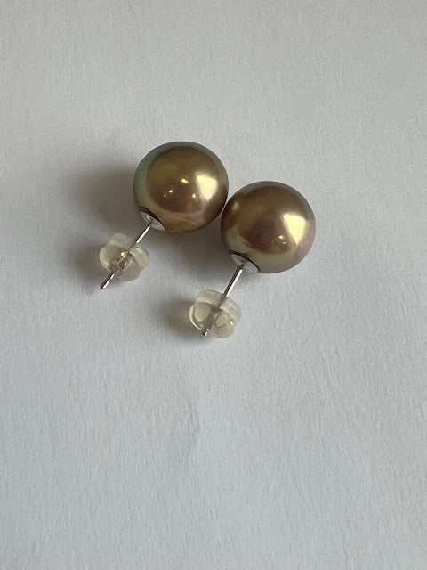 Green Hue Edison Pearl Studs