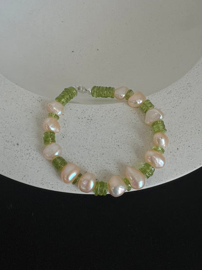 Pearl and Peridot Beaded Bracelet