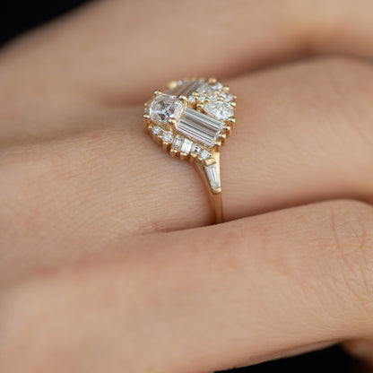 Mirrored Cluster Ring with Asscher Cut Diamond