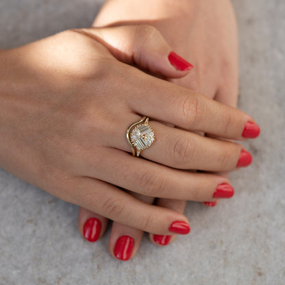 Mirrored Cluster Ring with Asscher Cut Diamond