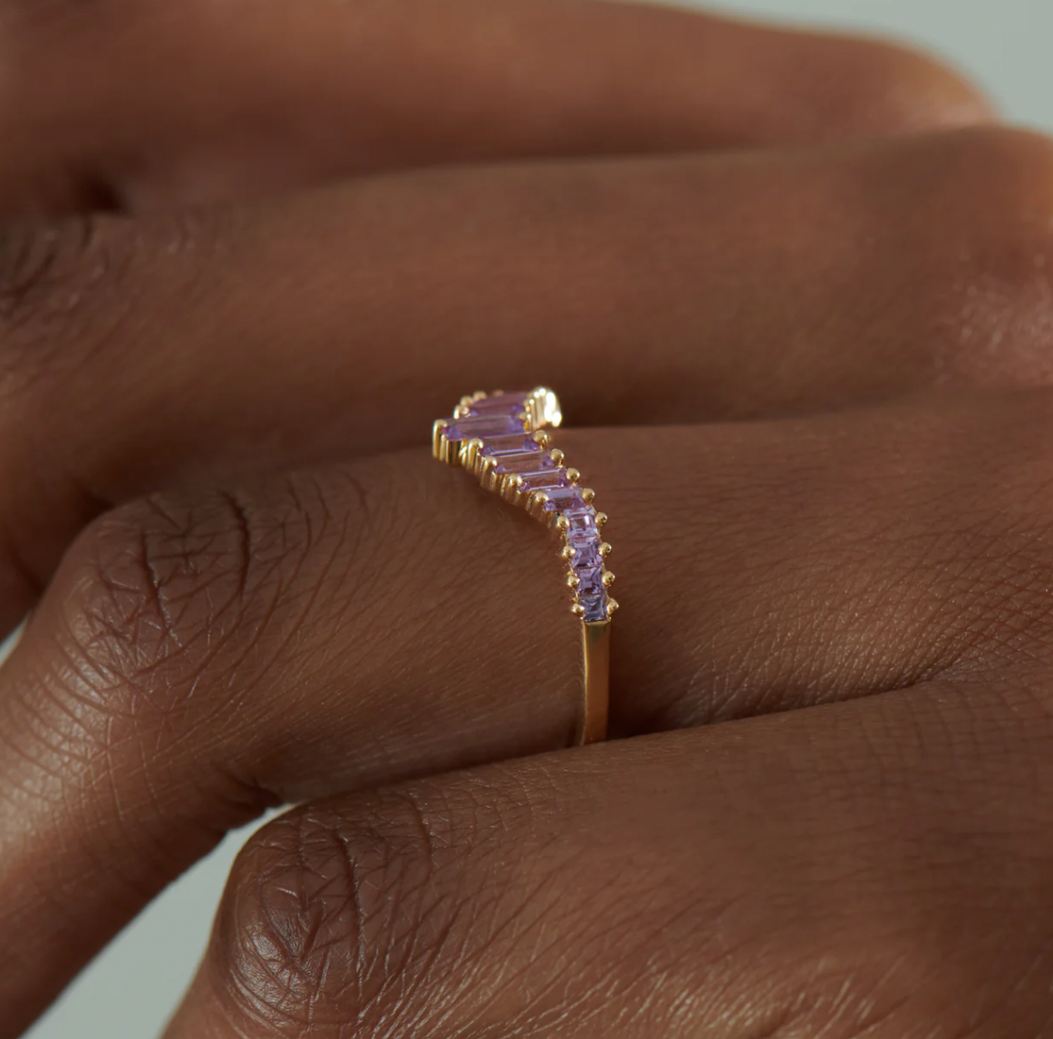 Lilac Sapphire Tiara Ring