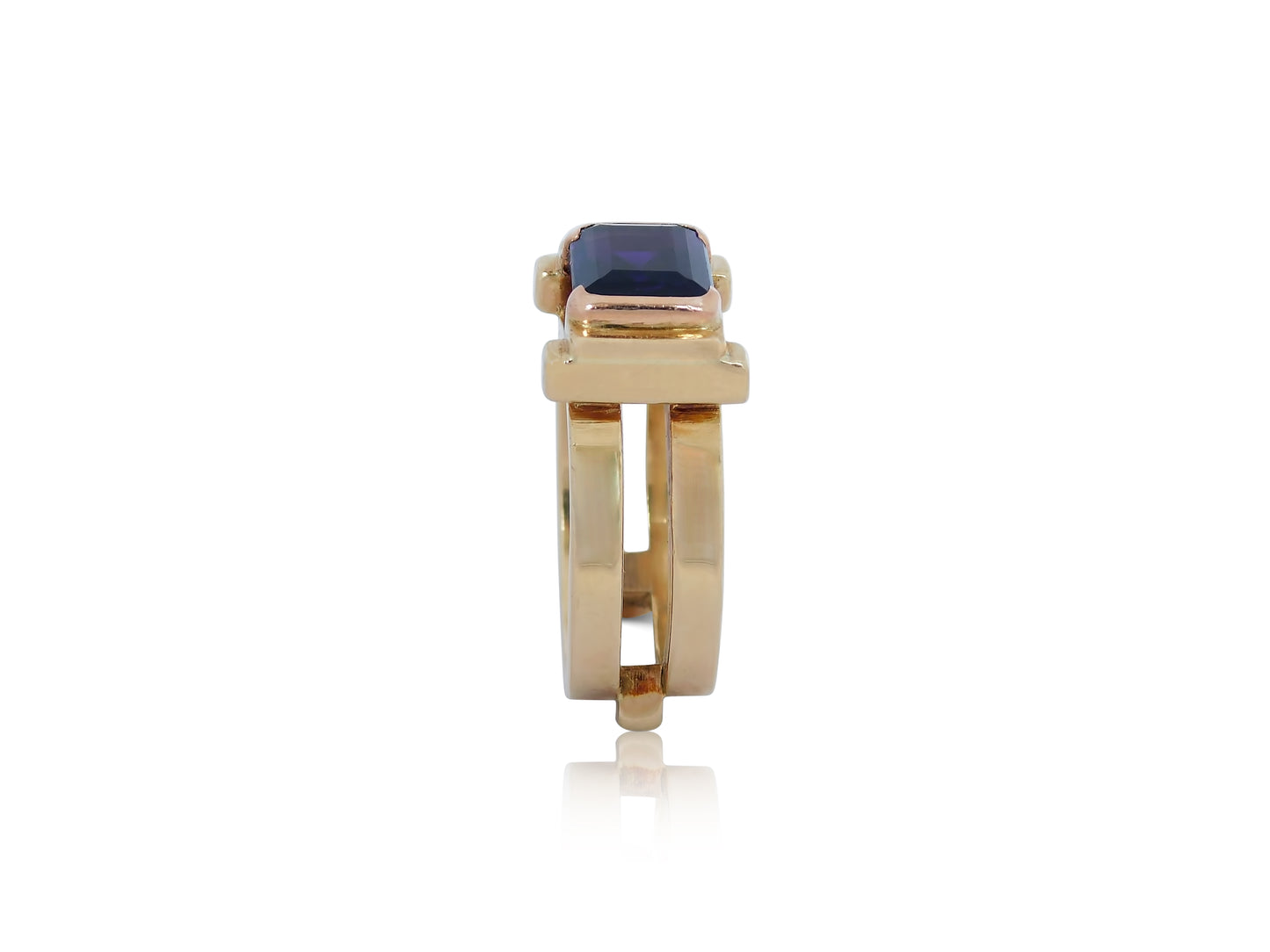 Mid Century Estate Amethyst Gold Ring