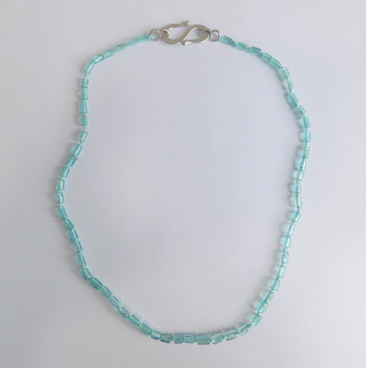 Apatite 18kt White Gold Cylinder Necklace
