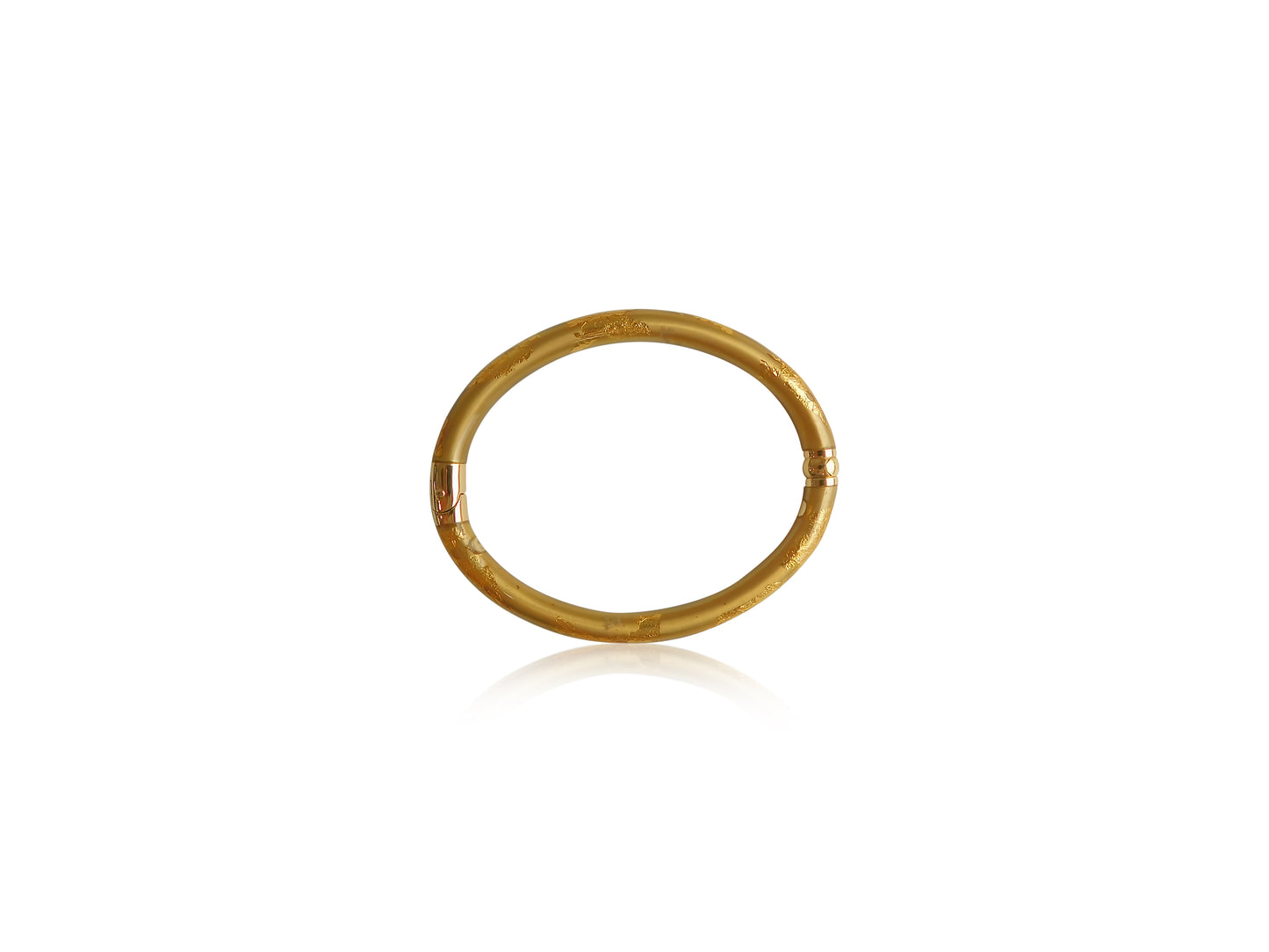 18kt Gold Bangle