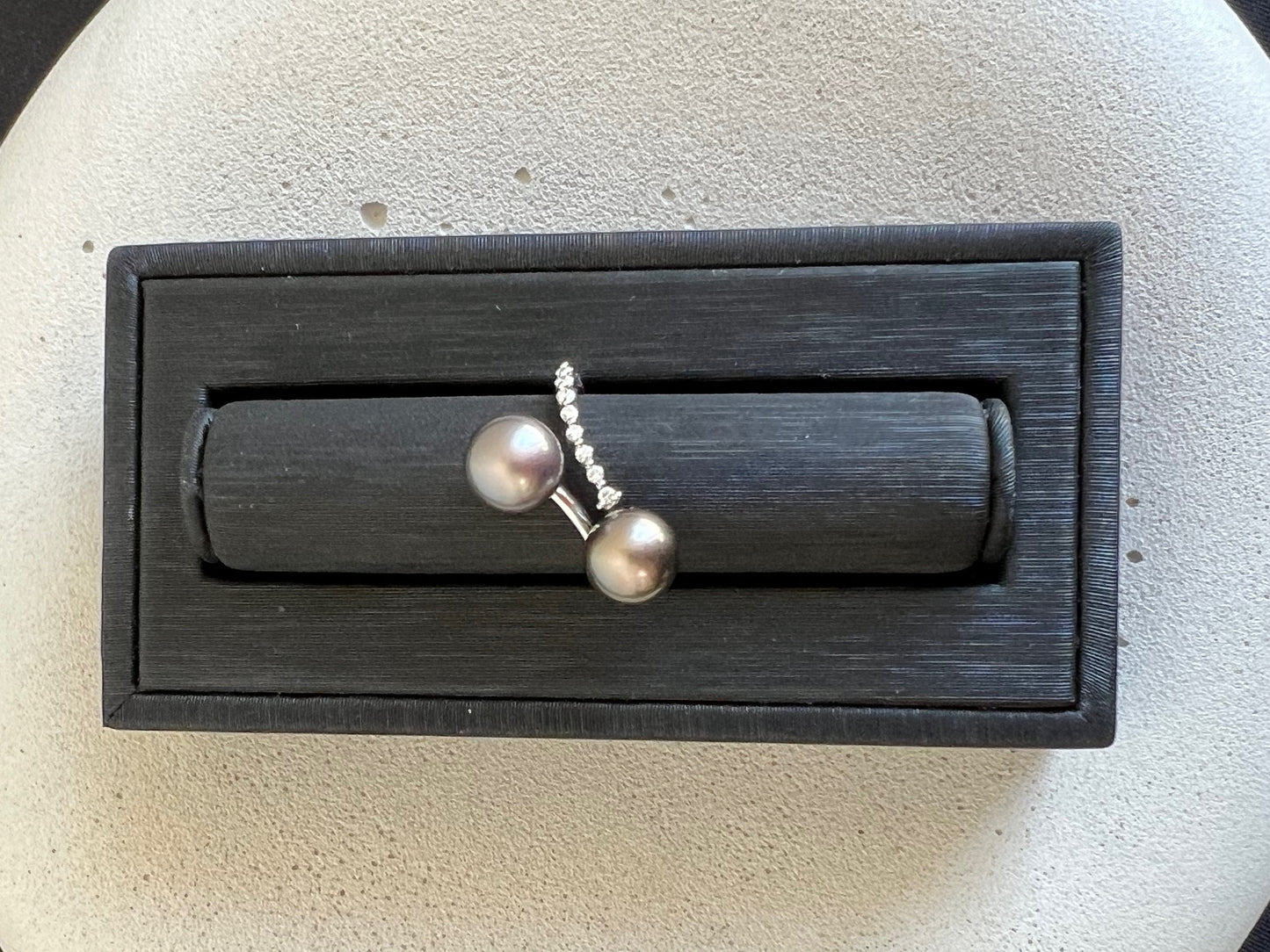 Double Tahitian By Pass Ring